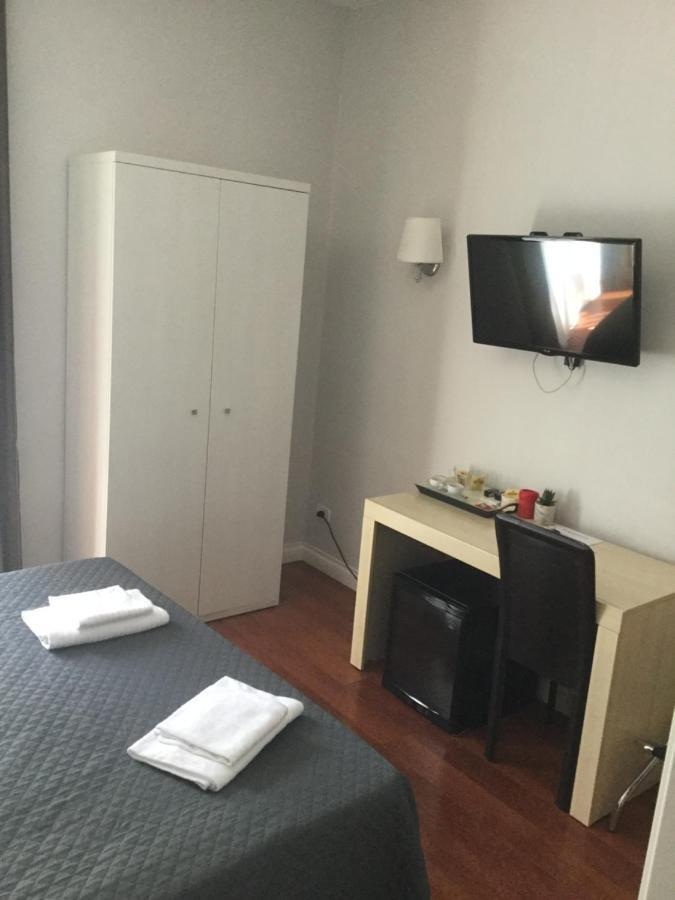 Elle Cavour Guest House Rom Eksteriør billede